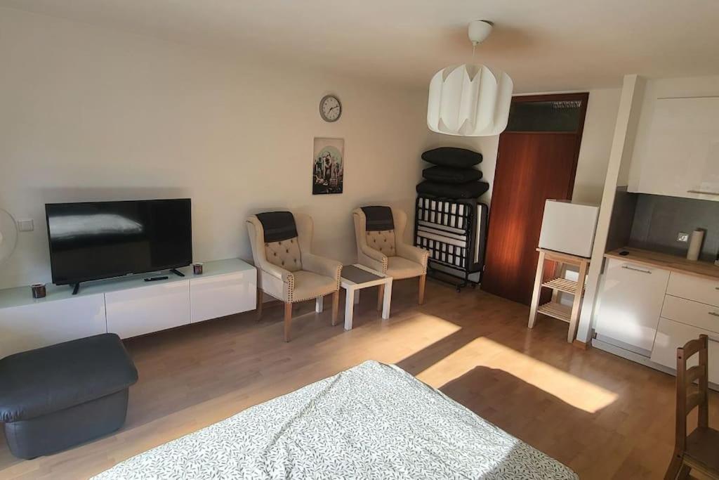 Gemuetliche Am Stadtrand Von Bonn In Apartment Alfter