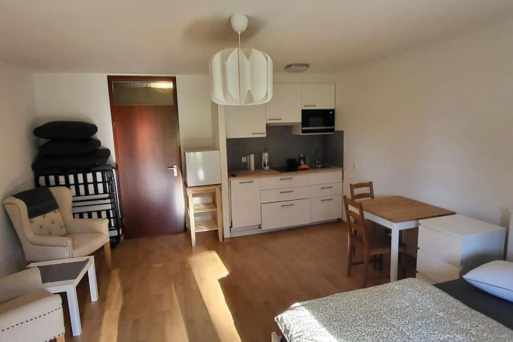 Gemuetliche Am Stadtrand Von Bonn In Apartment *