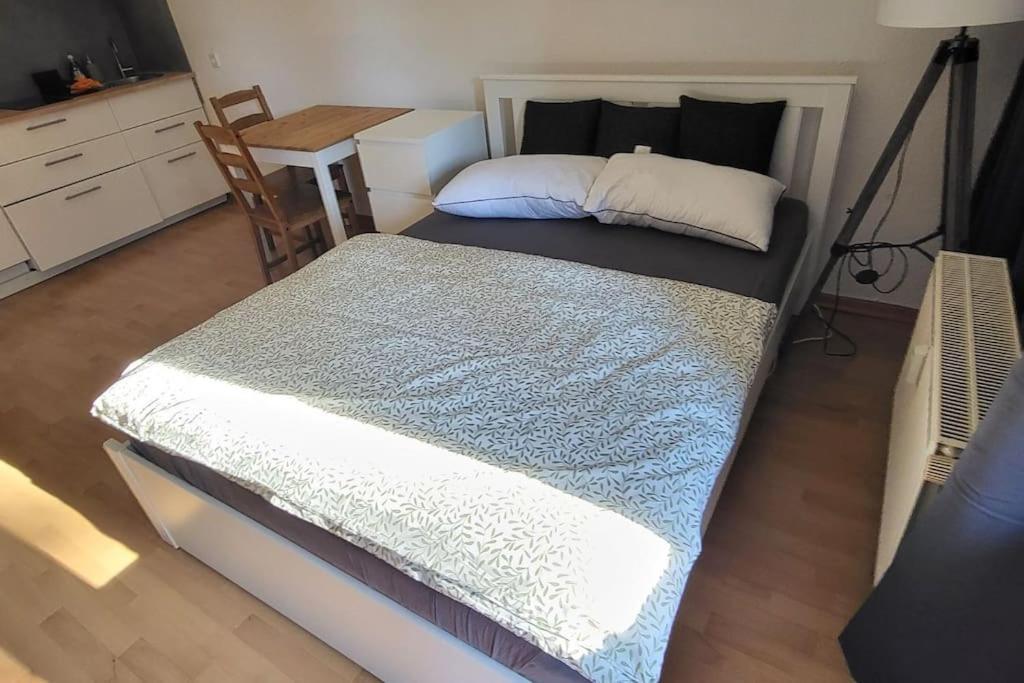 Gemuetliche Am Stadtrand Von Bonn In Apartment Alfter